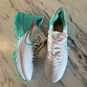 Men's Nike Air Zoom Infinity Golf Shoe. Brand new, never worn. Size 12.5